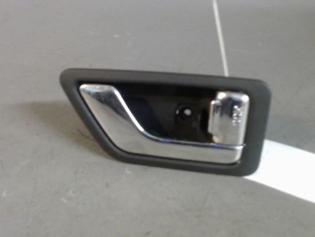 POIGNEE INTERIEURE PORTE AVANT DROIT HYUNDAI GETZ -05