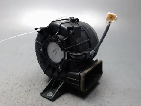 MOTEUR VENTILATEUR CHAUFFAGE TOYOTA YARIS