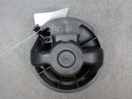 MOTEUR VENTILATEUR CHAUFFAGE TOYOTA AYGO 5P