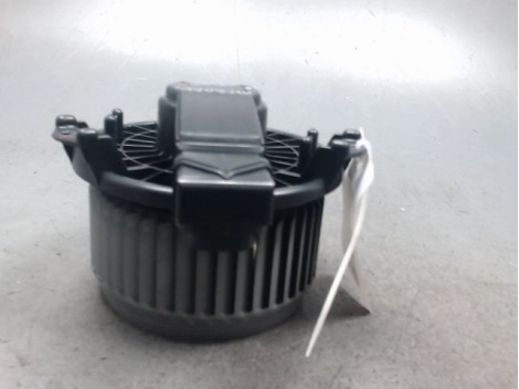 MOTEUR VENTILATEUR CHAUFFAGE TOYOTA YARIS 2005-