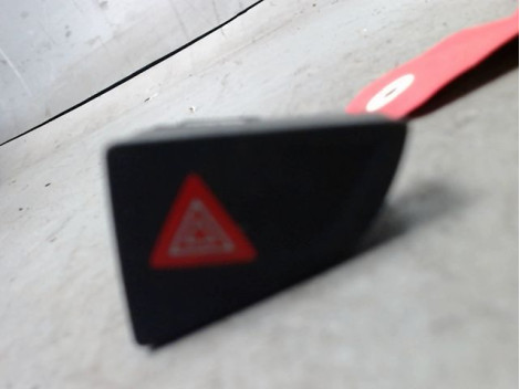 BOUTON DE WARNING CITROEN C5