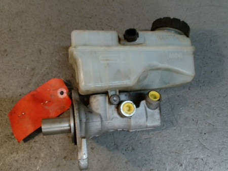 MAITRE CYLINDRE RENAULT CLIO 4 PHASE 1 DIESEL