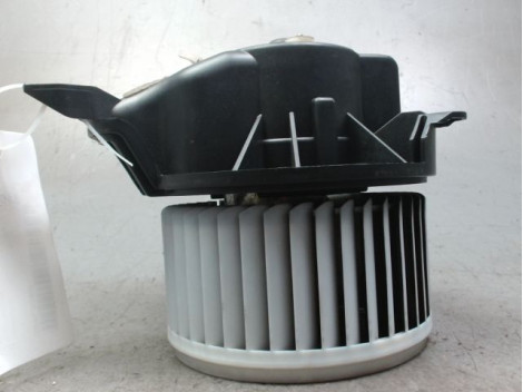 MOTEUR VENTILATEUR CHAUFFAGE OPEL ADAM