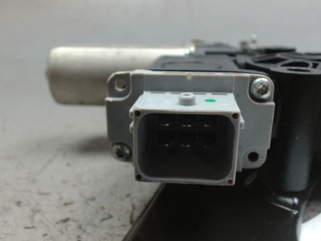 MECANISME+MOTEUR LEVE-GLACE AVANT GAUCHE FIAT BRAVO 2007-