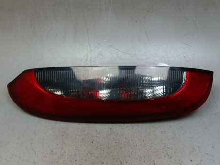 FEU ARRIERE GAUCHE  OPEL CORSA 2000-8.2003