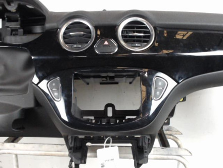 PLANCHE DE BORD  OPEL ADAM