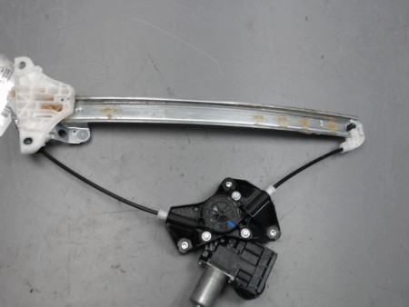 MECANISME+MOTEUR LEVE-GLACE AVANT GAUCHE TOYOTA YARIS CRO