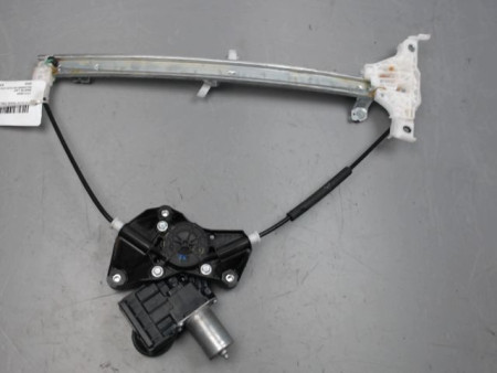 MECANISME+MOTEUR LEVE-GLACE ARRIERE DROIT TOYOTA YARIS CRO