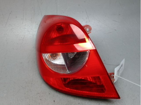 FEU ARRIERE GAUCHE  RENAULT CLIO III 2005-