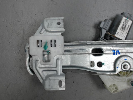 MECANISME+MOTEUR LEVE-GLACE AVANT DROIT FORD KA+