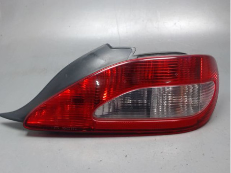 FEU ARRIERE DROIT PEUGEOT 406 COUPE 97-04