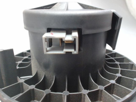 MOTEUR VENTILATEUR CHAUFFAGE RENAULT KOLEOS 2008-