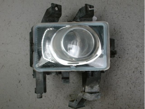 PHARE ANTIBROUILLARD AVANT DROIT OPEL ZAFIRA 2005-